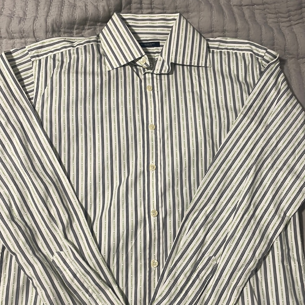 Burberry London. Size 15 1/2.  Made in UK.
